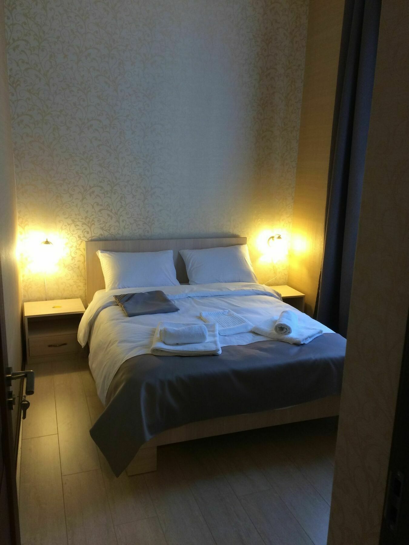 Tabori Apart Hotel Тбилиси Екстериор снимка